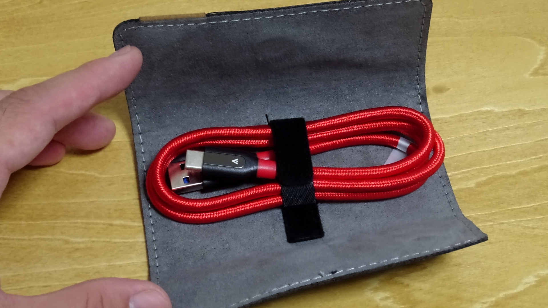 Ankerのナイロン製『Anker PowerLine+ USB TYPE-Cケーブル』買ってみた! 持ち運びやすいケース付きが便利