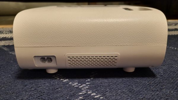 レビュー】2万円強で高輝度450ANSIルーメン「YABER Pro V8 