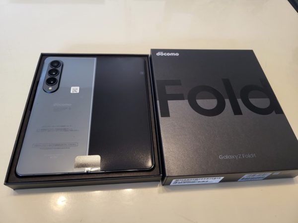 Galaxy Fold 4 ドコモ版 バッテリー正常 New OEM Samsung Galaxy Z 